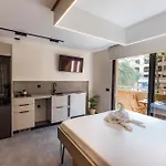 Motus Disruptive 4*