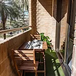 Motus Disruptive Apartahotel
