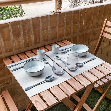 Motus Disruptive Hotel apartamentowy 4*